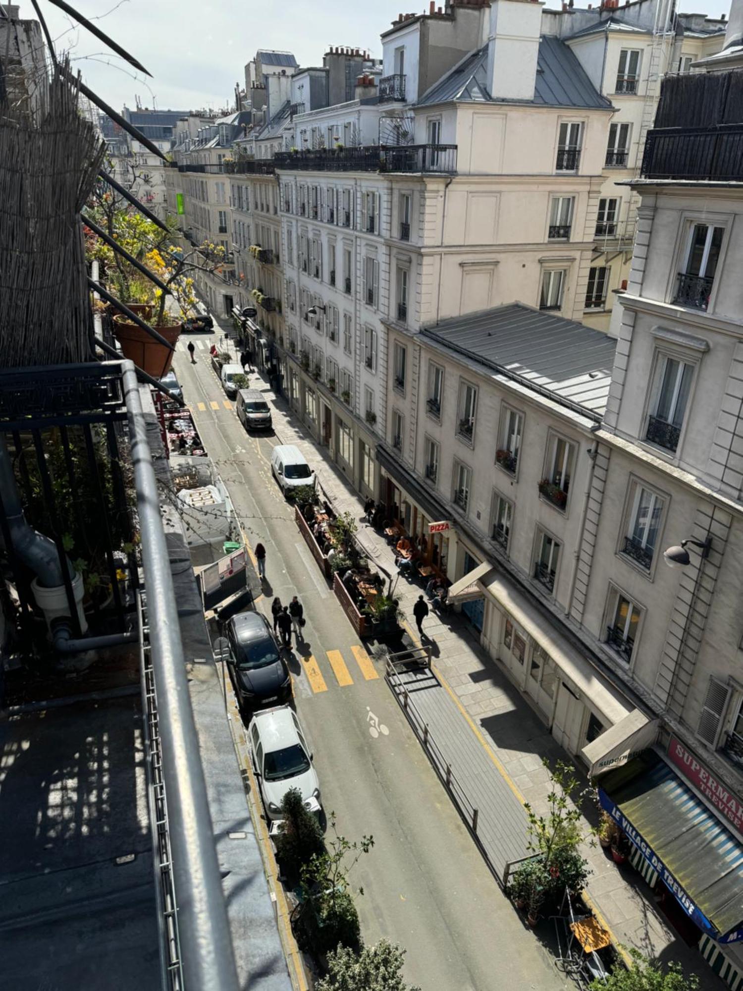 Hotel Du Leman Paris Exterior photo